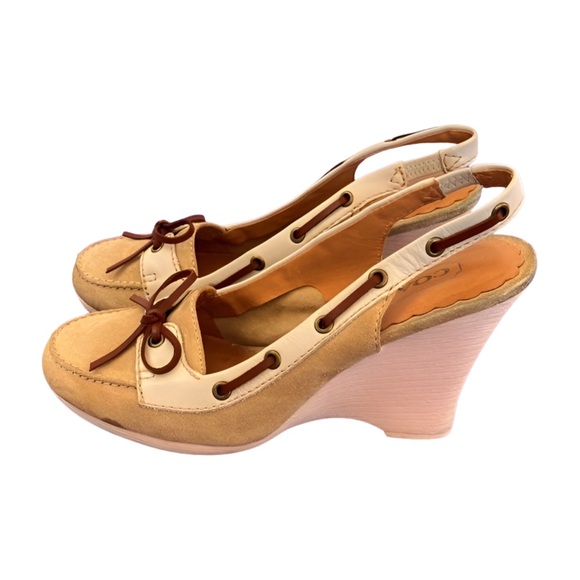 Coach Athena Wedge Size 5.5 - Picture 2 of 10